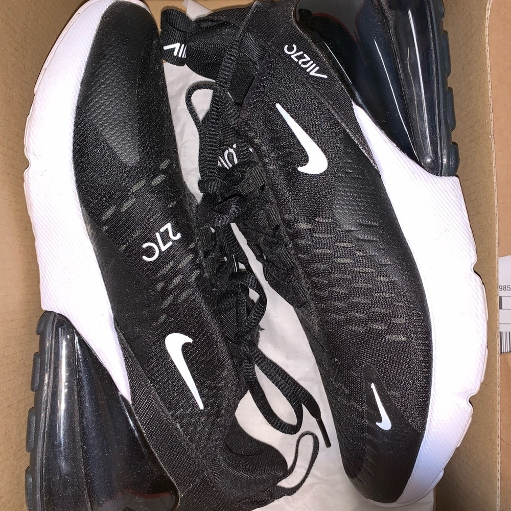 Black and white air max